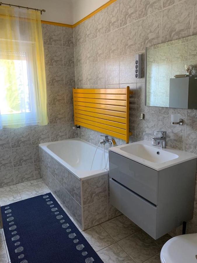 Akos Haz Villa Siófok Exteriör bild